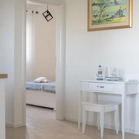 Oseka Apartment