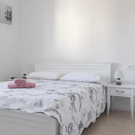Apartment Oseka *