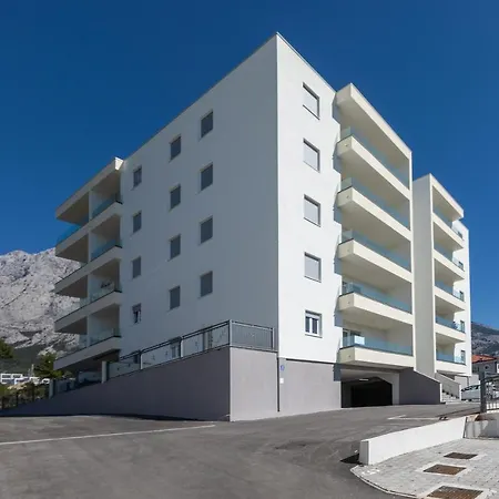 Apartment Oseka *